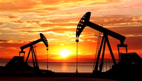 Kilang ini memiliki sekitar 200 tangki untuk menampung crude yang akan diolah, gas serta bbm hasil pengolahan minyak mentah. Apakah Perbedaan Sumur Minyak Dengan Kilang Minyak - Tips ...