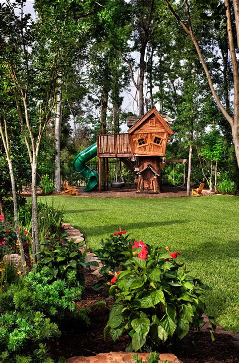 Playground sets can cost as little as $200, or thousands of dollars. 10 Fun Playgrounds and Treehouses For Your Backyard ...