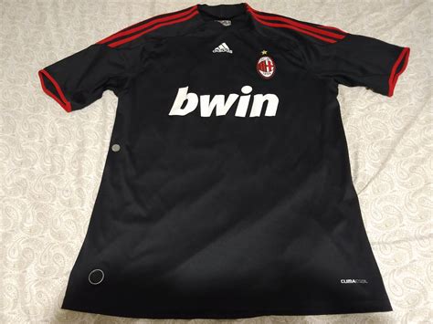 By admin pada tanggal august 02, 2019. AC Milan Third football shirt 2009 - 2010. Sponsored by Bwin