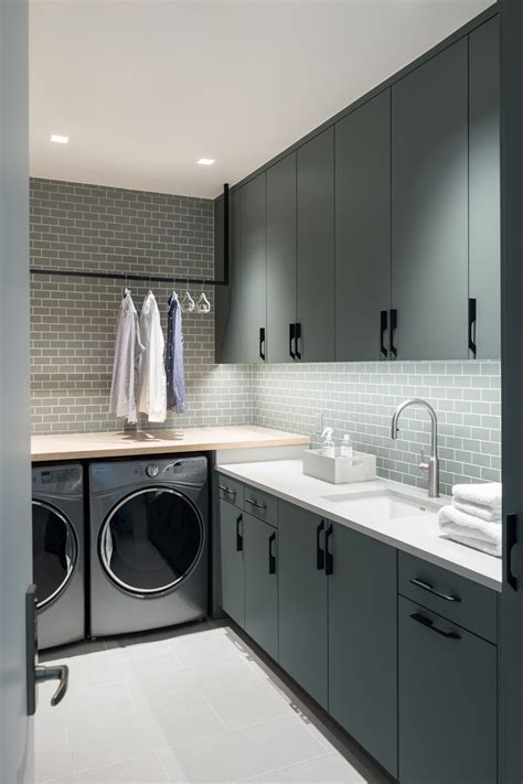 Make Your Laundry Room The Chicest Room In Your House Laundry Room