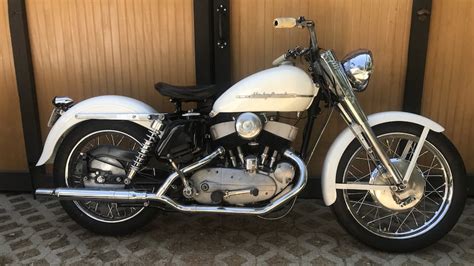 Motor appears to be complete with pistons and cams etc. 1952 Harley-Davidson K Model | S51 | Las Vegas 2021