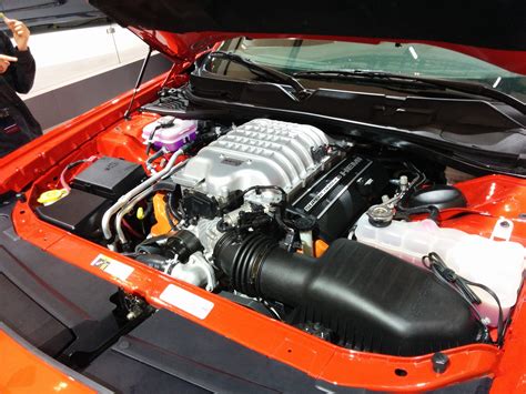 Dodge Challenger Srt Hellcat Engine