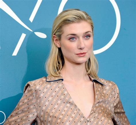 The crown cast member elizabeth debicki has confessed she's 'terrified' of playing princess diana in season 5. "The Crown" Finds Its Princess Diana in Elizabeth Debicki