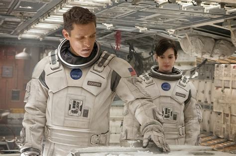 Как падать в чёрную дыру и в чём нолан приврал, а в чём нет. Wonderful INTERSTELLAR Spacesuit Concept Art by Romek ...
