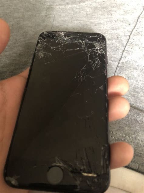 Iphone 7 Cracked Screen For Sale In Staten Island Ny Offerup