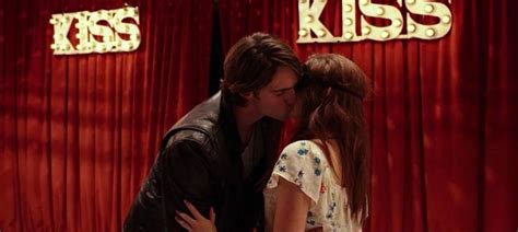 Filmy Podobne Do Kissing Booth - Netflix Film ‘The Kissing Booth’ Is One of The Most Watched Films In