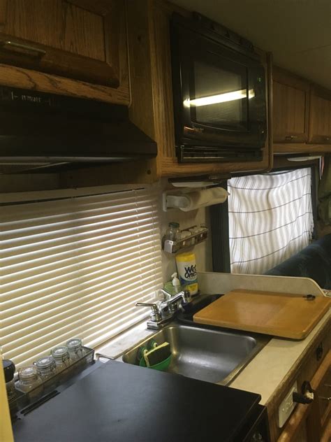 Hotels, motels and motor inns! 1992 Toyota Sea Breeze 22FT Motorhome For Sale in Fort ...
