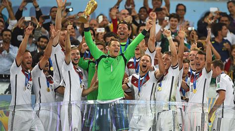 Die deutsche elf bezwang im finale der wm. Manuel Neuer: "Kein Vorsprung als Weltmeister" :: DFB ...