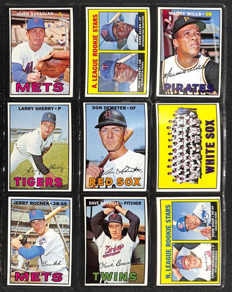 Find out which are the most important in the hobby and the best way to add some to your collection today! Lot Detail - 1967 Topps Baseball Near Complete Set of 607 Cards - Missing Only Seaver RC & Robinson