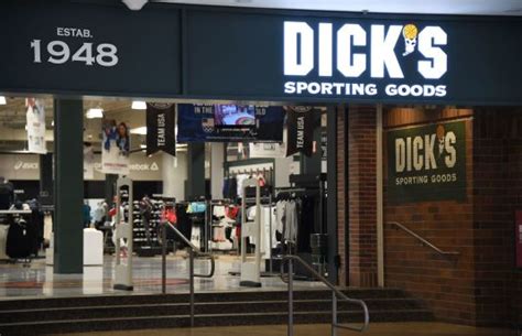Do You Agree With Dicks Sporting Goods Decision To Stop Selling Assault Style Rifles The