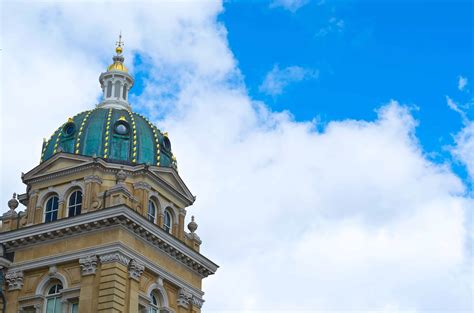 A Day Trip To The Des Moines Iowa State Capitol Building