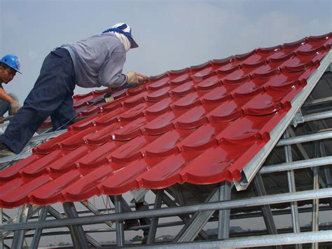 Harga jual rangka atap baja ringan terpasang per meter persegi m2 murah di jakarta bekasi tangerang depok bogor karawang subang bandung 19. Membanding-bandingkan Harga Atap Baja Ringan Sebelum ...