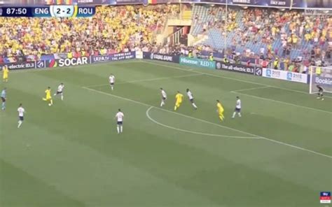 You are watching england vs romania game in hd directly from the wembley stadium, london, england, streaming live for your computer, mobile and tablets. Video: Henderson bad mistake England vs Romania U21's