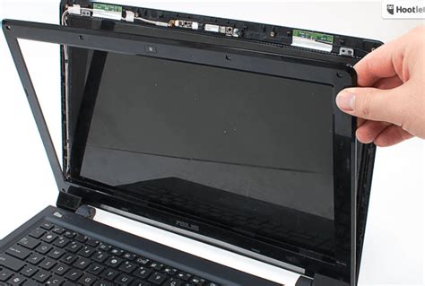 Laptop Screen Replacement In Kolkata Call 9088888835 TechyugaⓇ