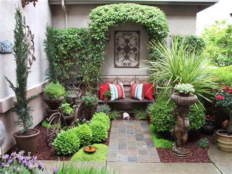Tips And Tricks For Small Courtyard Decoration Go Get Yourself