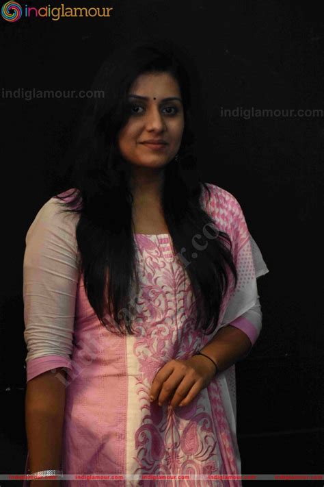 Sarayu Actress Photo Image Pics And Stills 453918