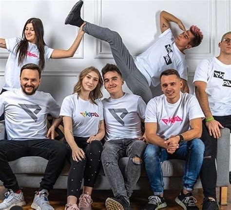 Każdy rozpozna tych znanych mężczyzn pochodzący. Kogo najbardziej lubicie z #ekipy? - EKIPA Friz Tromba ...