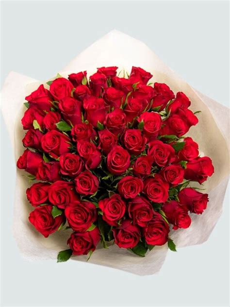 50 Red Rose Bouquets La Fleur