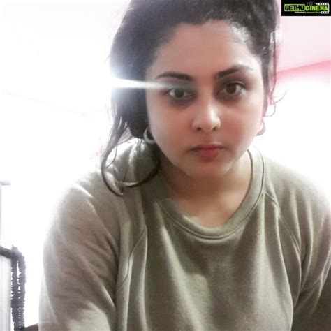 Actress Namitha Instagram Photos And Posts February 2021 Gethu Cinema