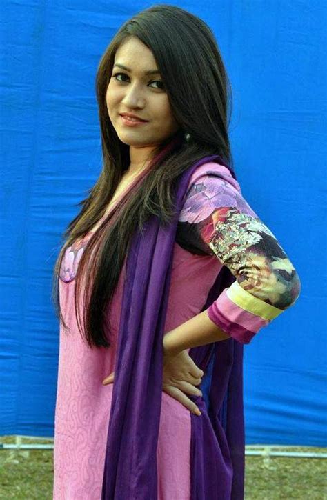 Naznin Akter Happy Bangladeshi Model Actress Photos Binodonbdnews