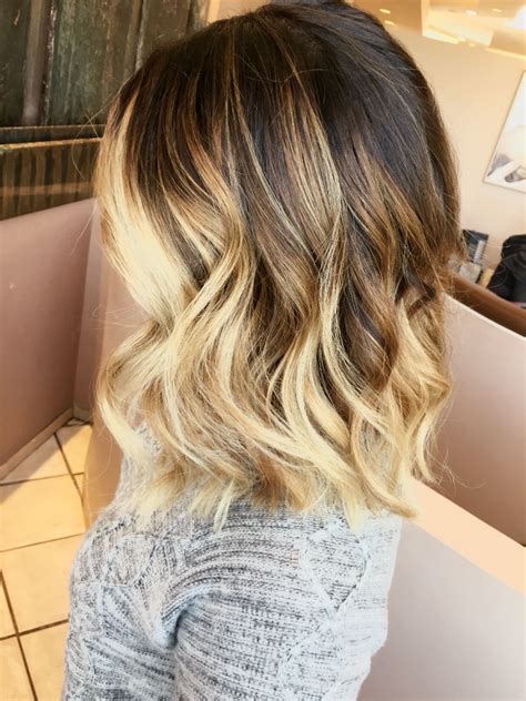 Adding the contrast of dark roots and blonde ends, like ashley's, adds more interest to this hairstyle. short ombré blonde hair | Blonde ombre short hair, Short ...