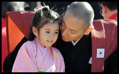 422,521 likes · 4,267 talking about this. 【画像】海老蔵と麻央娘麗禾ちゃんが可愛い!!初お披露目で ...