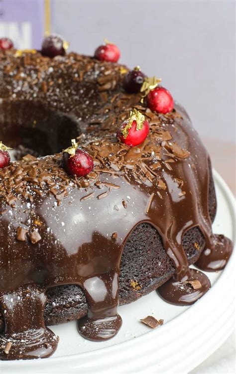 Christmas Chocolate Ganache Bundt Cake Matthews Cotswold Flour