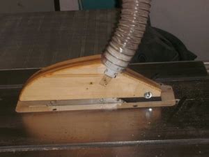 I have been plagued by the dust kicked back from the saw during ripping. Homemade Table Saw Blade Cover - HomemadeTools.net
