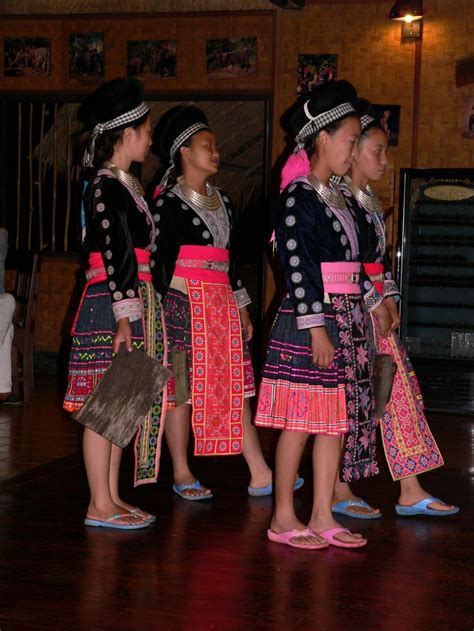 Hmong Hilltribe Of Chiang Mai Hmong Clothes Fashion New Outfits