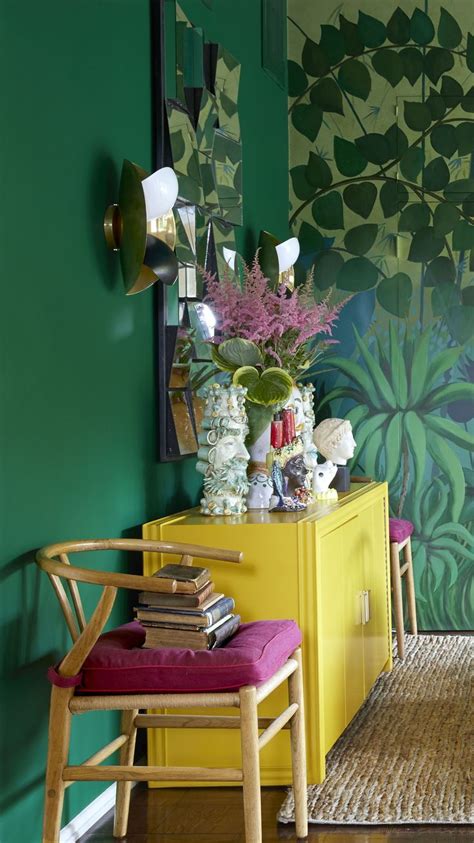 21 Gorgeous Green Living Rooms And Tips For Accessorizing