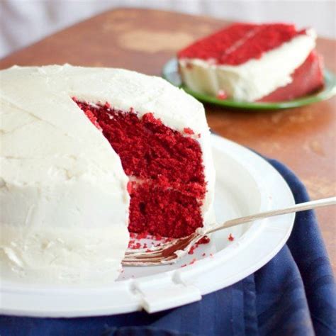 Red velvet cake with a tangy buttermilk batter and luscious cream cheese frosting. Red Velvet cake with pudding (cooked) icing - uses old ...