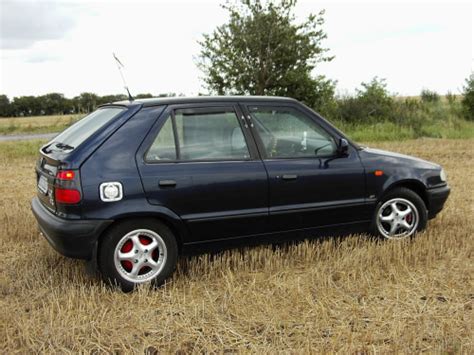 Skoda felicia tuning optyczny : Škoda Felicia | Autodoplňky.cz - TUNING RACING SHOP