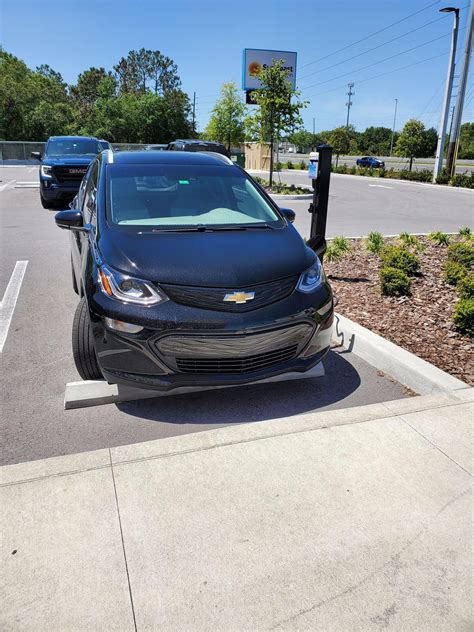 Suncoast Federal Credit Union | Spring Hill, FL | EV Station
