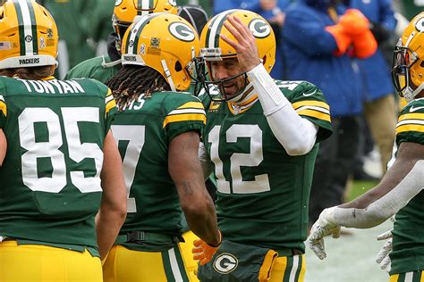 Aaron Rodgers To Davante Adams Is 1 Of The Nfls Most Deadly Weapons