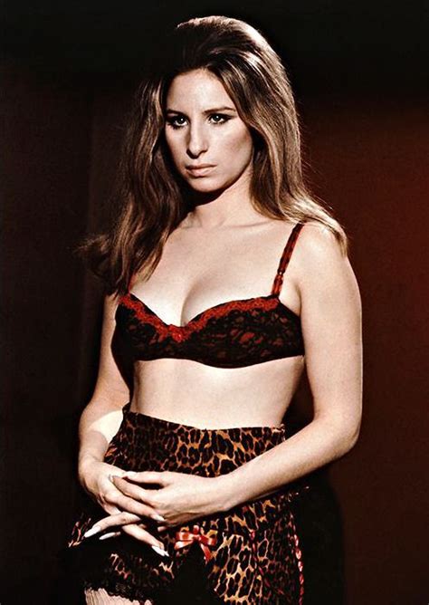 Barbra Streisand In The Owl And The Pussycat Barbra Streisand Barbra Actresses