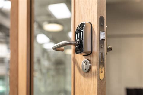 Keyless Door Entry Systems Key Card Access Safeguard Systems