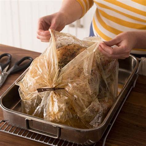 Learn How To Cook A Turkey In An Oven Bag And A Perfectly Browned