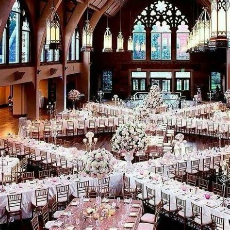 Large Table Arrangement Non Traditional Wedding Table Layouts