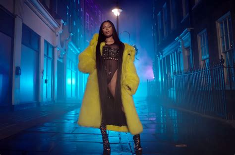 Nicki Minaj Returns To Top 10 On Social 50 Chart After No Frauds