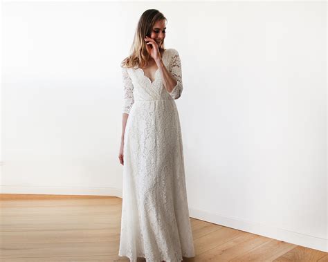 From intricate lace sleeves to ethereal tulle all the way to sleek satin—there are so many choices for every style and body type. Vintage Style Long Sleeves lace wedding dress, 1258 ...