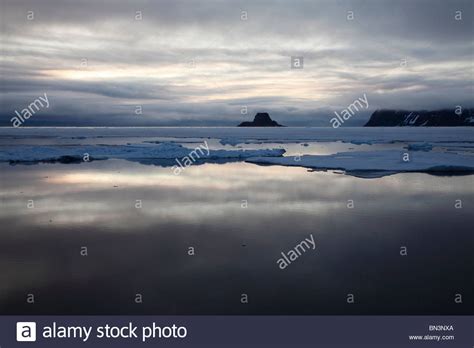Ice Floes In Artic Ocean Spitsbergen Norway Europe Stock Photo Alamy