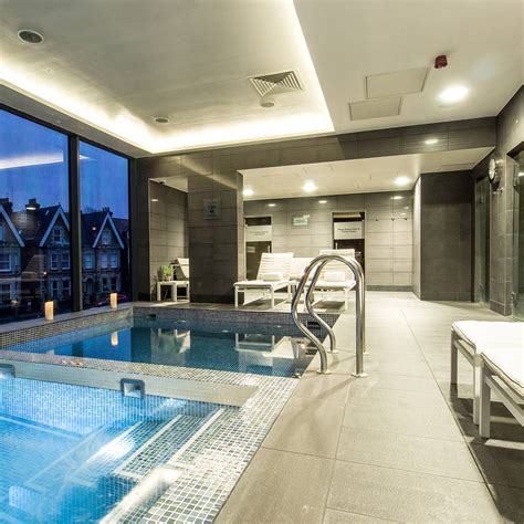 Spa And Gym In Guildford Surrey Harspa Guildford Harbour Hotel
