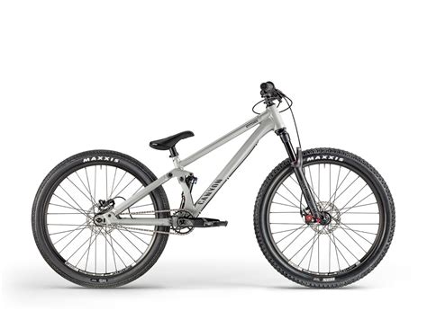 Canyon Stitched 720 Pro 2020 Dirt Jump Slopestyle Bike Favbikede