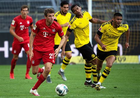 Dayot upamecano trafi do monachium. Bundesliga. Borussia Dortmund - Bayern Monachium. Znamy ...