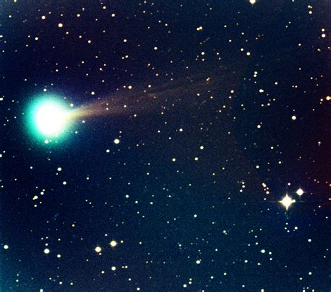 Comet Lovejoy 1120 Hrs Ut April 5 2017 Color Sky And Telescope Sky