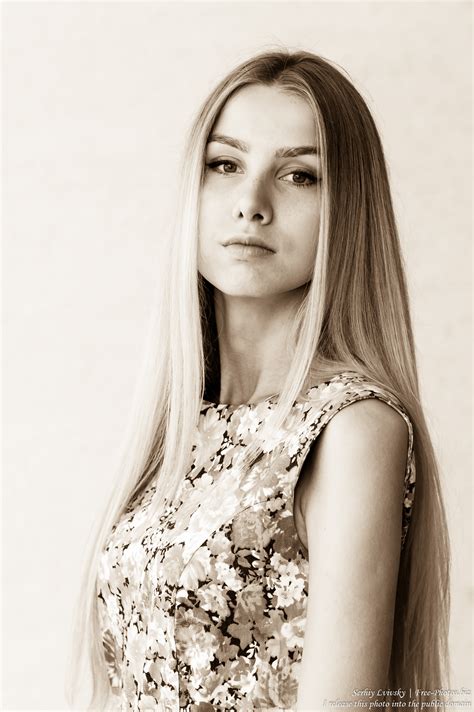 Photo Of A 21 Year Old Natural Blond Girl Photographed By Serhiy