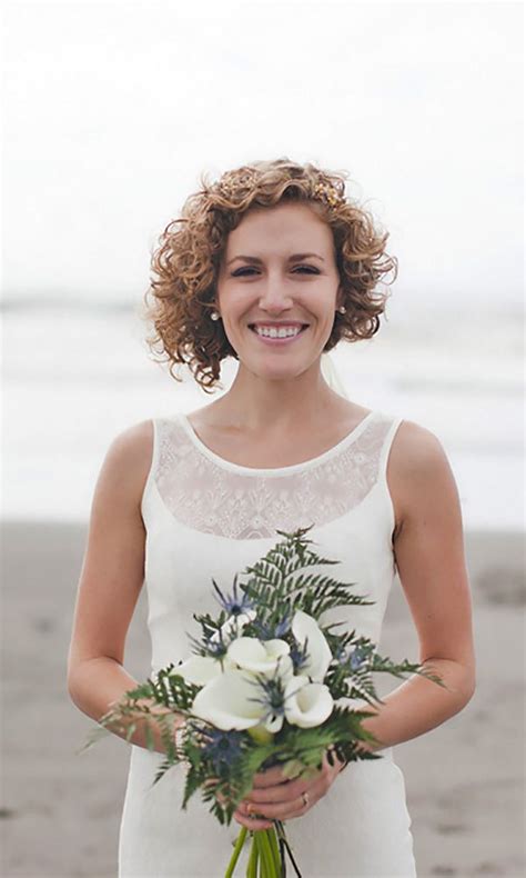 42 Short Wedding Hairstyle Ideas So Good Youd Want To Cut Your Hair
