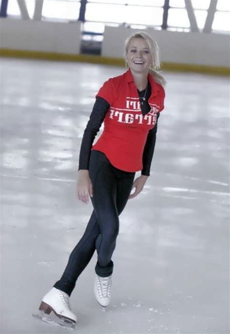 Elena Berezhnaya Pair Skater Russian Personalities