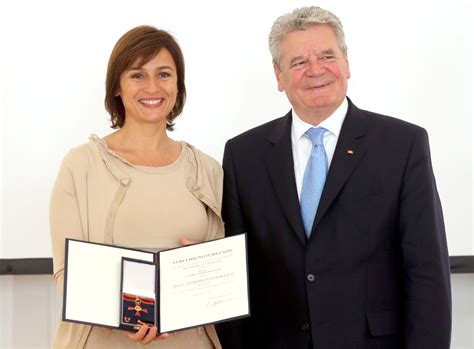 Pr und kommunikationsagentur mit expertise in media & influencer relations employer branding digital & social media grafik & video. Sandra Maischberger in Bildern - DER SPIEGEL