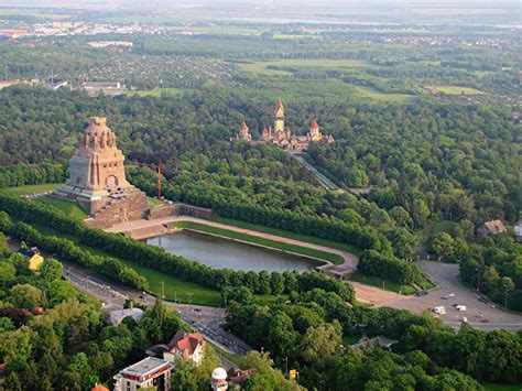 It is the industrial center of the region and a major cultural center, offering interesting sights, shopping possibilities and lively nightlife. Welcome to Leipzig - EFUF2012